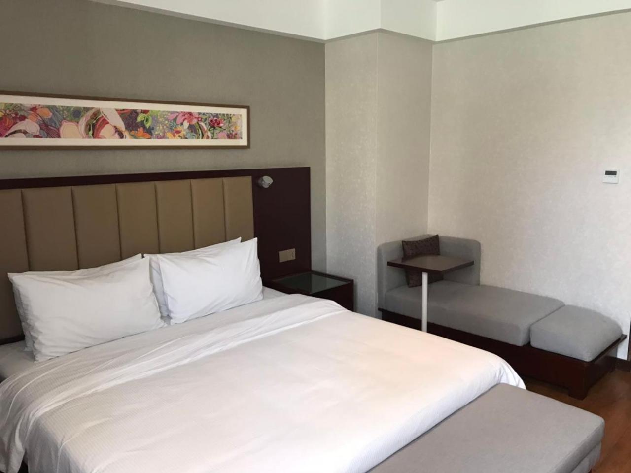 Yitel Hotel Shanghai Exterior photo